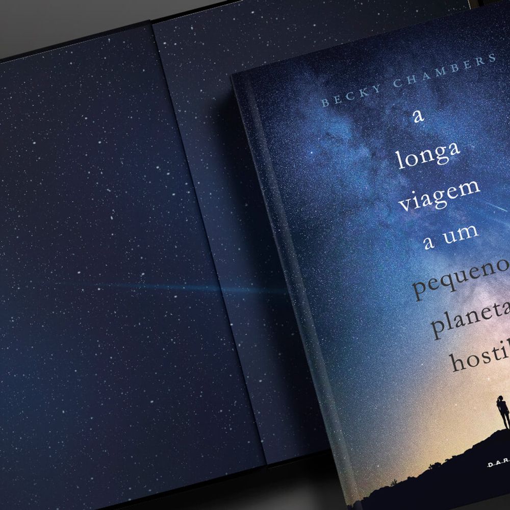 A Longa Viagem a um Pequeno Planeta Hostil - DarkSide Books